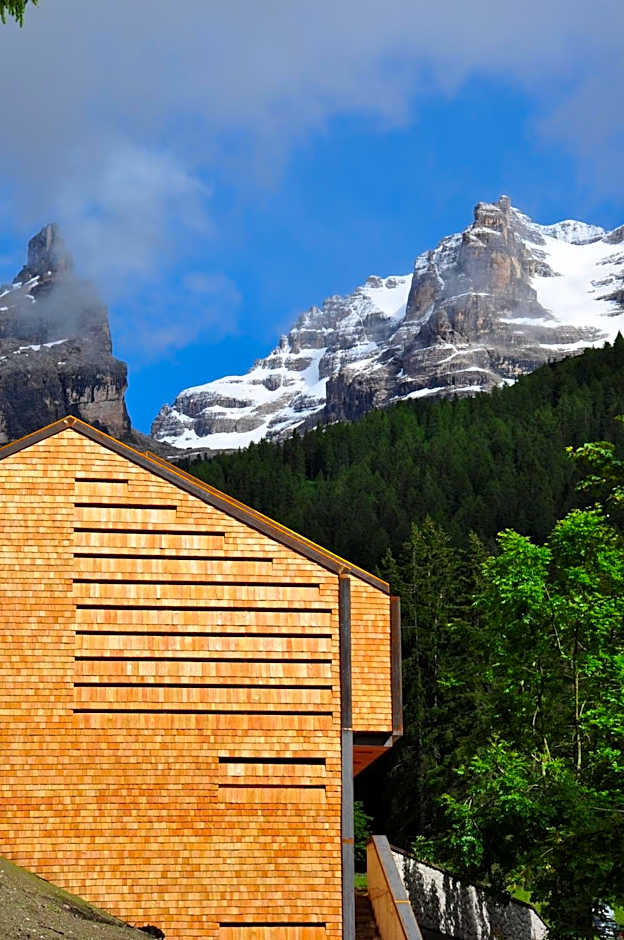 Vallesinella Hotel Restaurant Bar