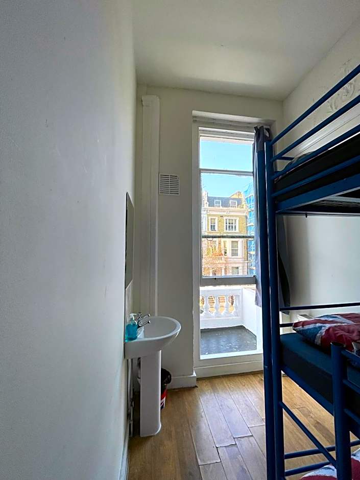 Saint James Backpackers