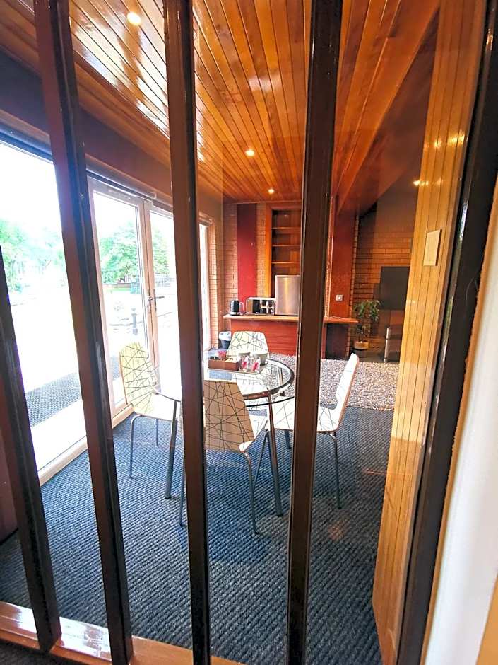 The Elmsleigh Suite at Claremont Hotel