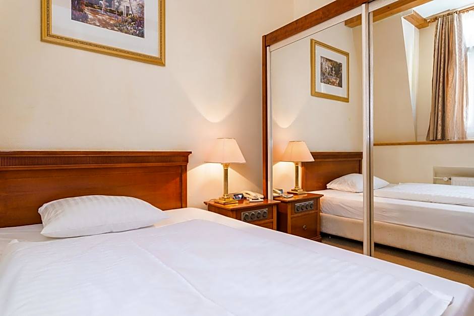 Spa Hotel Anglicky Dvur