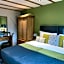 Bath House Hotel & Restaurant