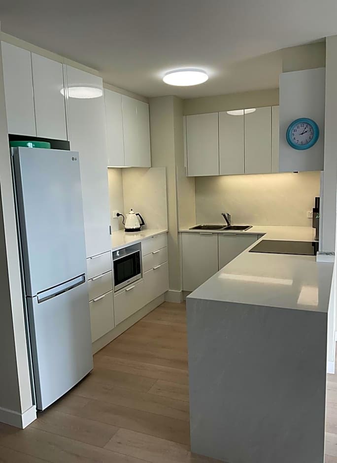 Pelican Cove Waterfront Apartment