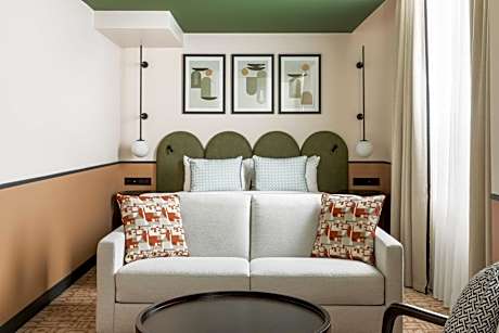 Junior Suite, 1 King Bed