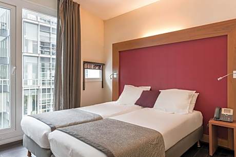 Two-Bedroom Souplex Apartment