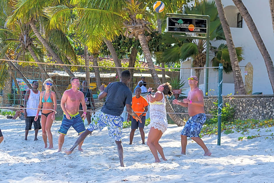 Travellers Beach Hotel & Club