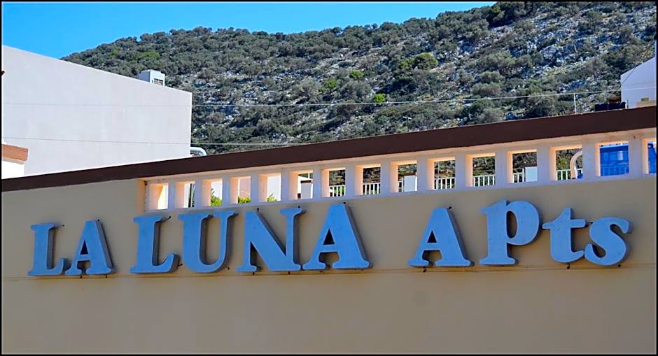 La Luna Apartments