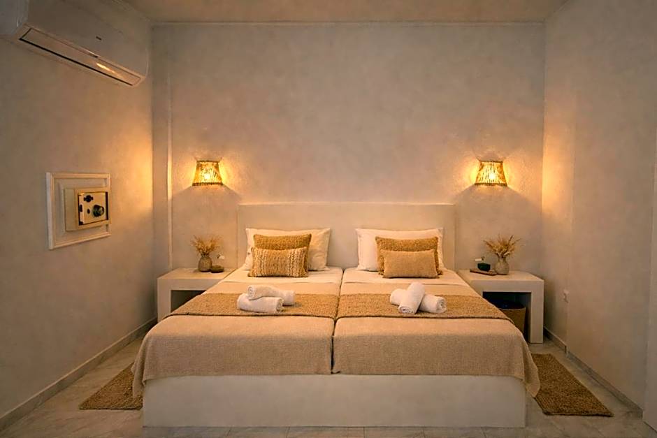 Noème Santorini