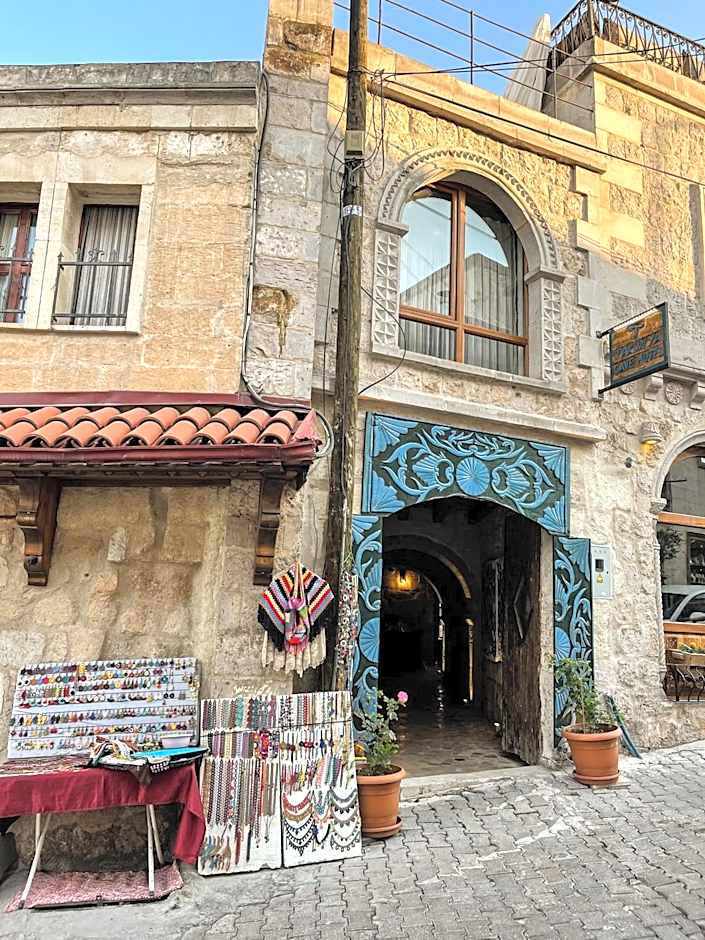 Takunya Cave Hotel