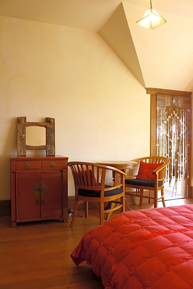 Joya Garden & Villa Studios