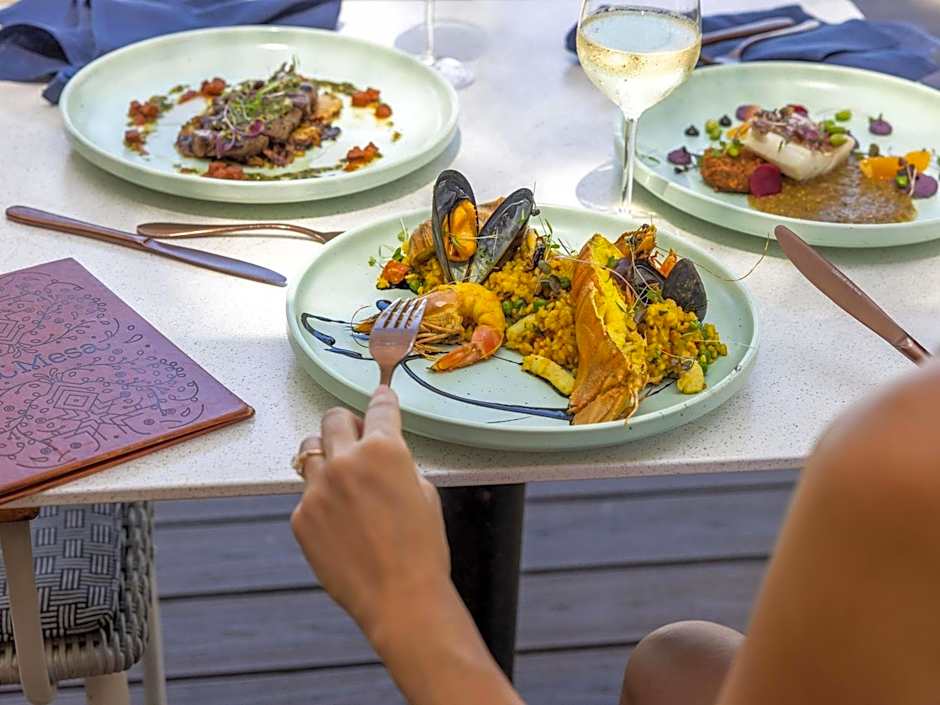 Peppers Beach Club & Spa