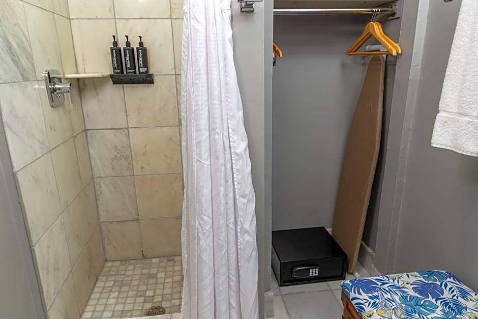 Inn On Ursulines, A French Quarter Guest Houses Property