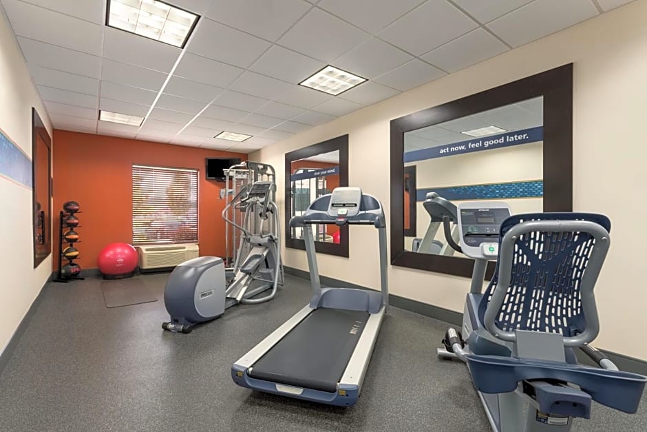 Hampton Inn Belle Vernon
