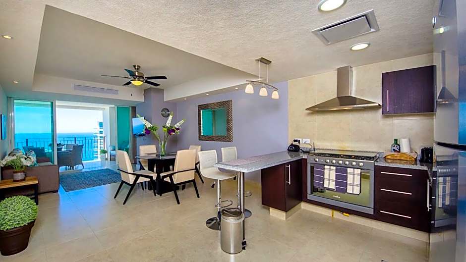 Grand Venetian Condominium