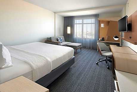 King Room - Hearing Accessible