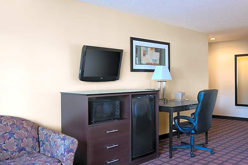 Fairview Inn & Suites Whitewater