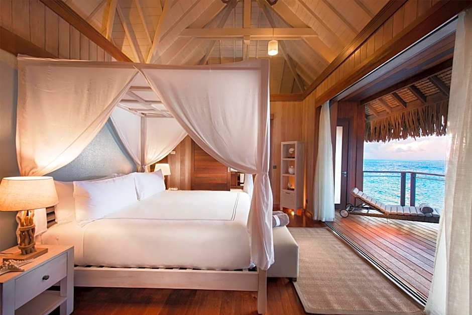 Photo 1 of 6 of Overwater 3 Bedroom