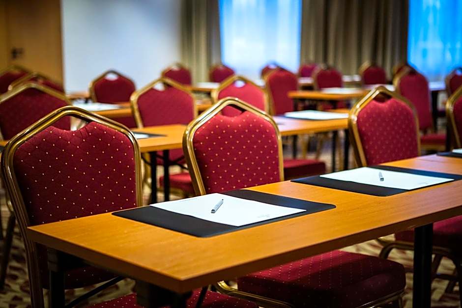 Lotus Therme Hotel & Spa