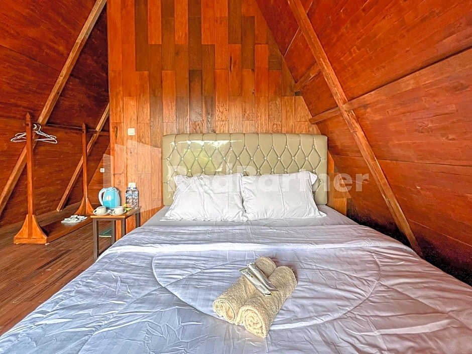 Glamping Pengilon Edupark Mitra RedDoorz