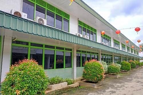 OYO 3098 Hotel Sahabat Baru