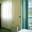 Hotel Carillon