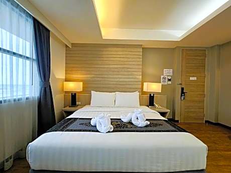 Deluxe with Sea View