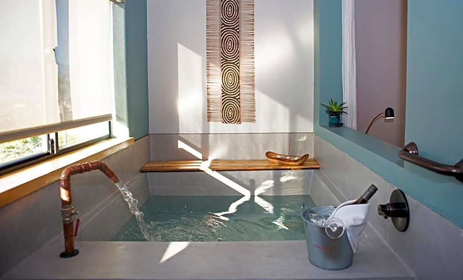 Azure Palm Hot Springs