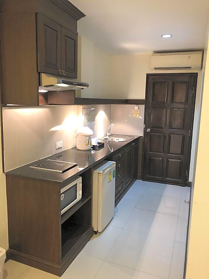 Sooksabai Jomtien Beach Hotel