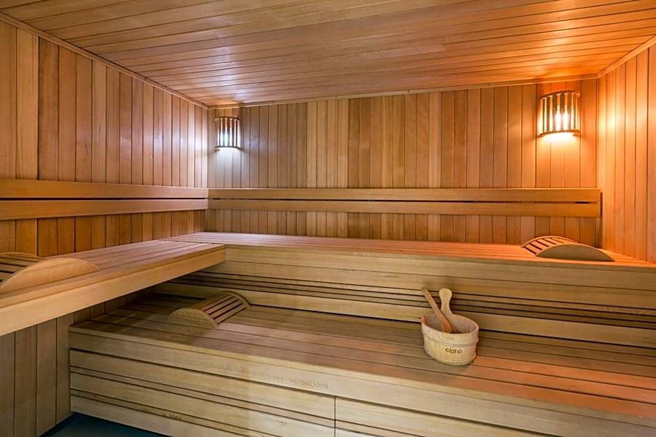 Best Western Plus Hotel Escapade Senlis