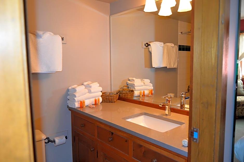 Howe Sound Inn & Brewing Company