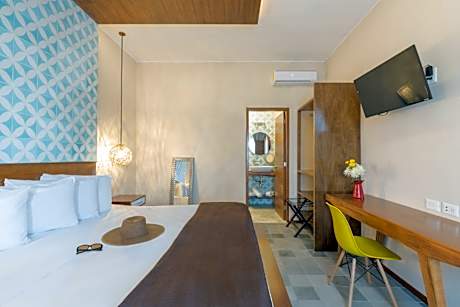 One-Bedroom Suite with Sofa Bed