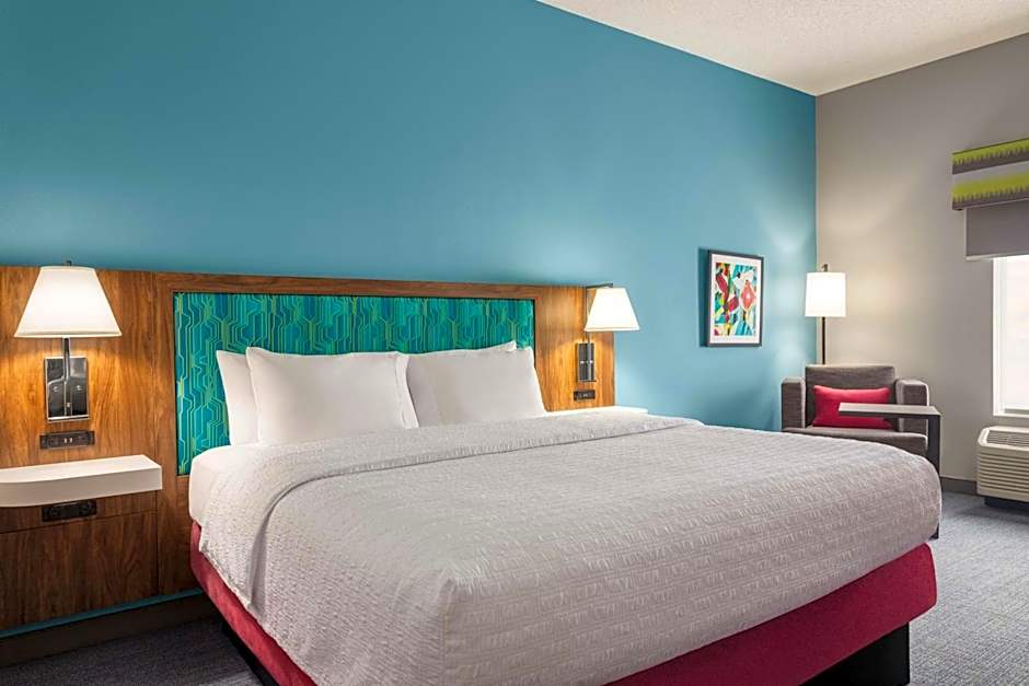 Hampton Inn By Hilton & Suites Springfield
