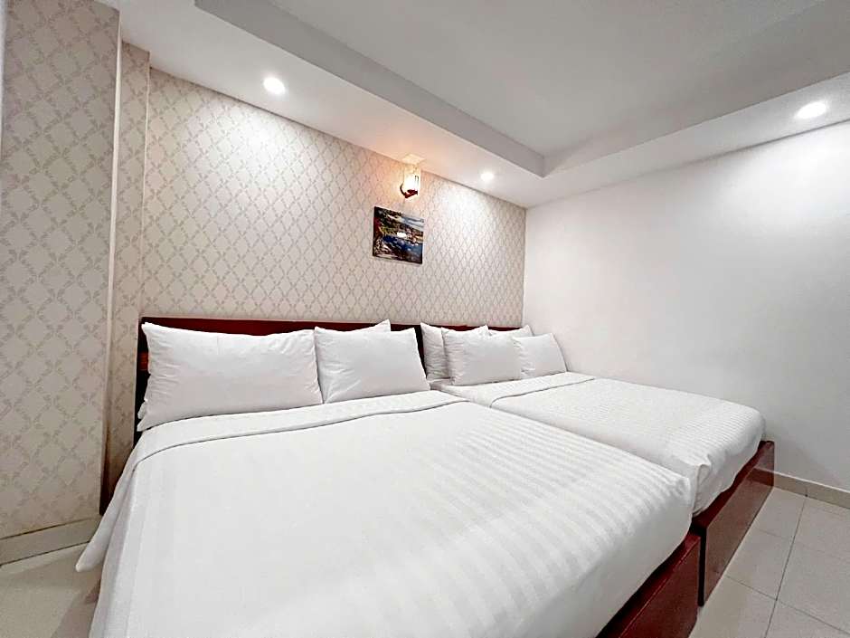 SaiGon Europe Hotel - Bui Vien Walking Street