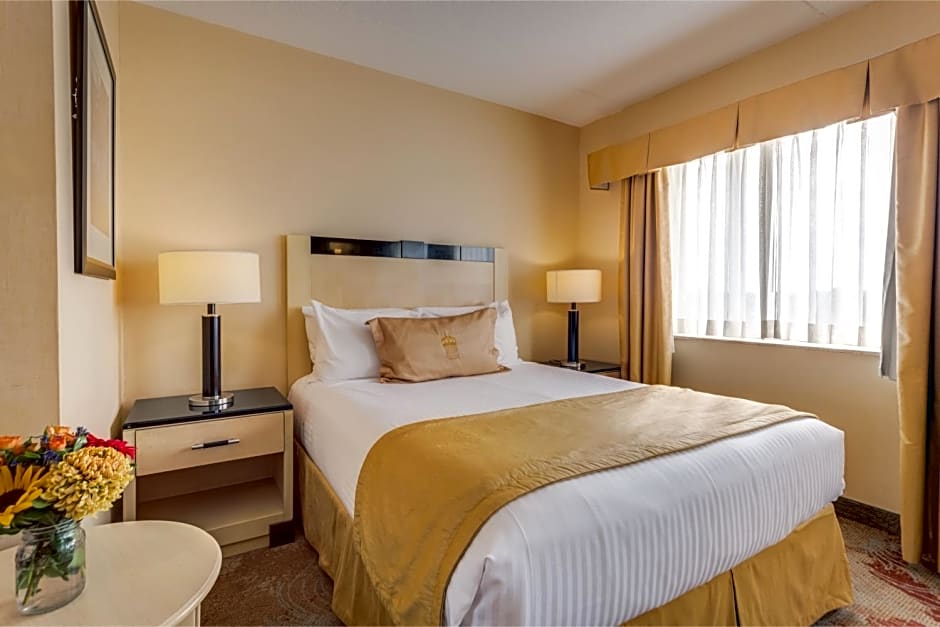 Monte Carlo Inn & Suites Downtown Markham