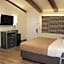 Evergreen Inn and R.V.