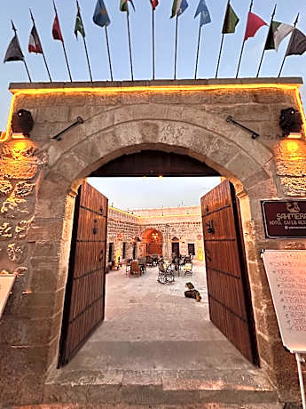 ŞAHMERAN OTEL & CAFE