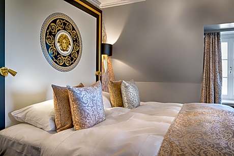 Deluxe Double Room Single Use