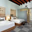 Palacio Provincial San Juan, Curio Collection by Hilton