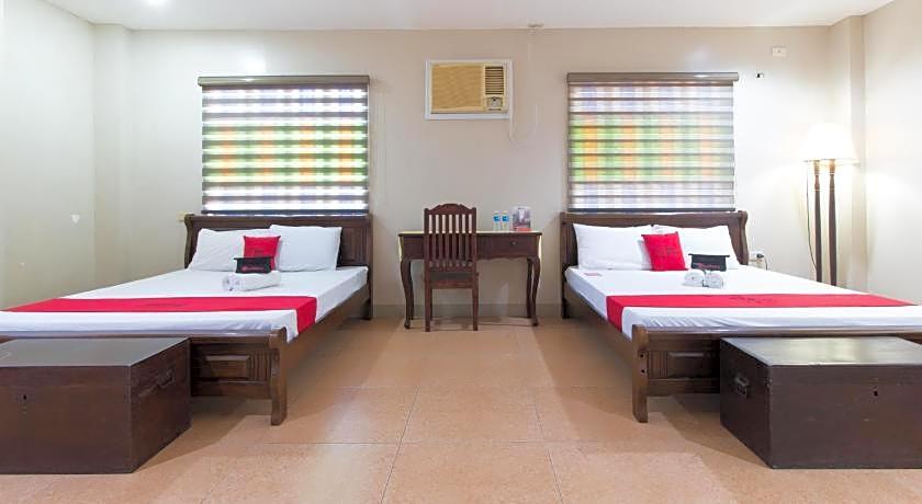RedDoorz @ Teofila Lodge