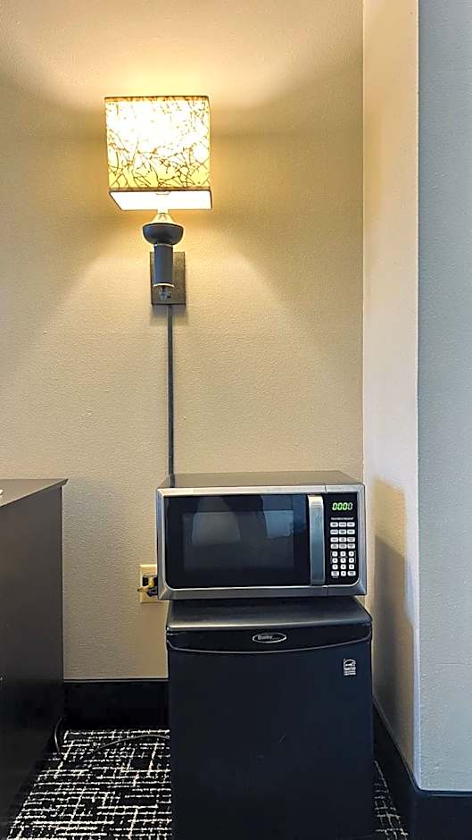 La Quinta Inn & Suites by Wyndham Sheboygan