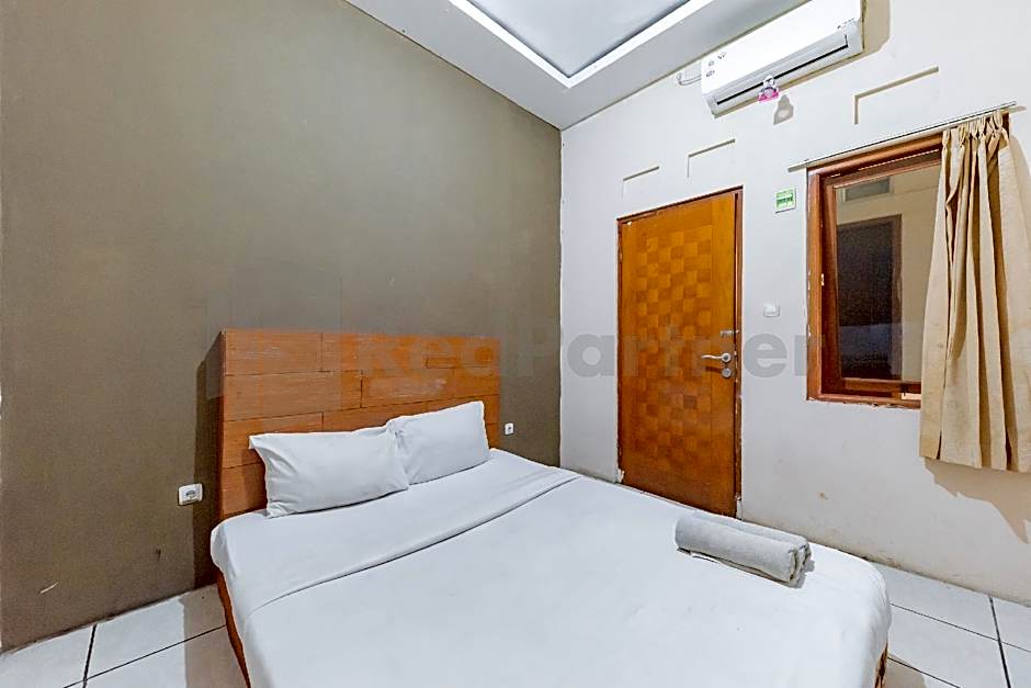 Wisma Alamanda near Terminal Cicaheum RedPartner