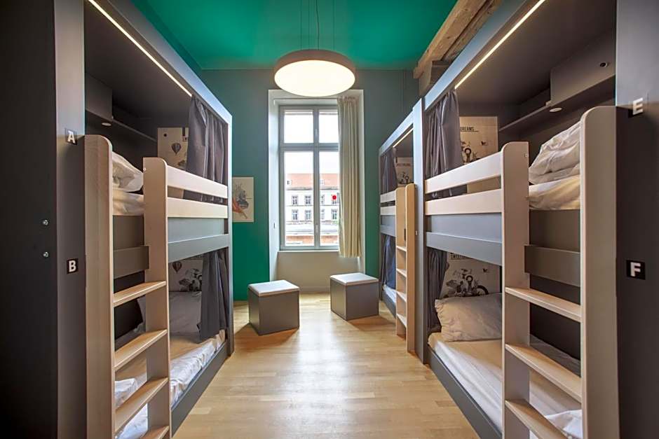 The People - Strasbourg