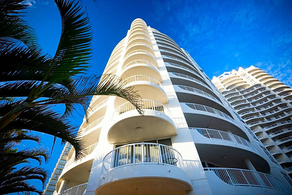 BreakFree Moroccan Surfers Paradise