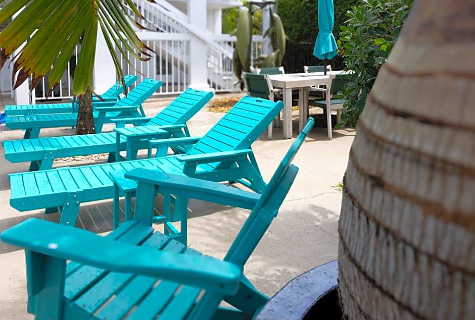 Palm Breeze Hotel