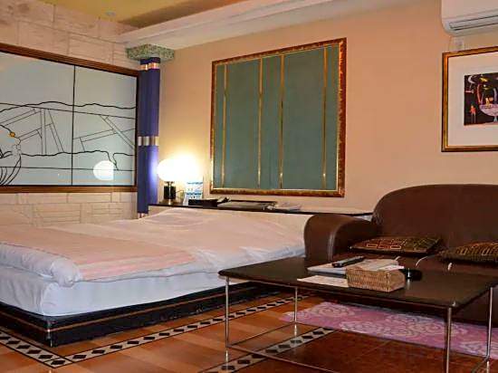 Hotel Takao Asile