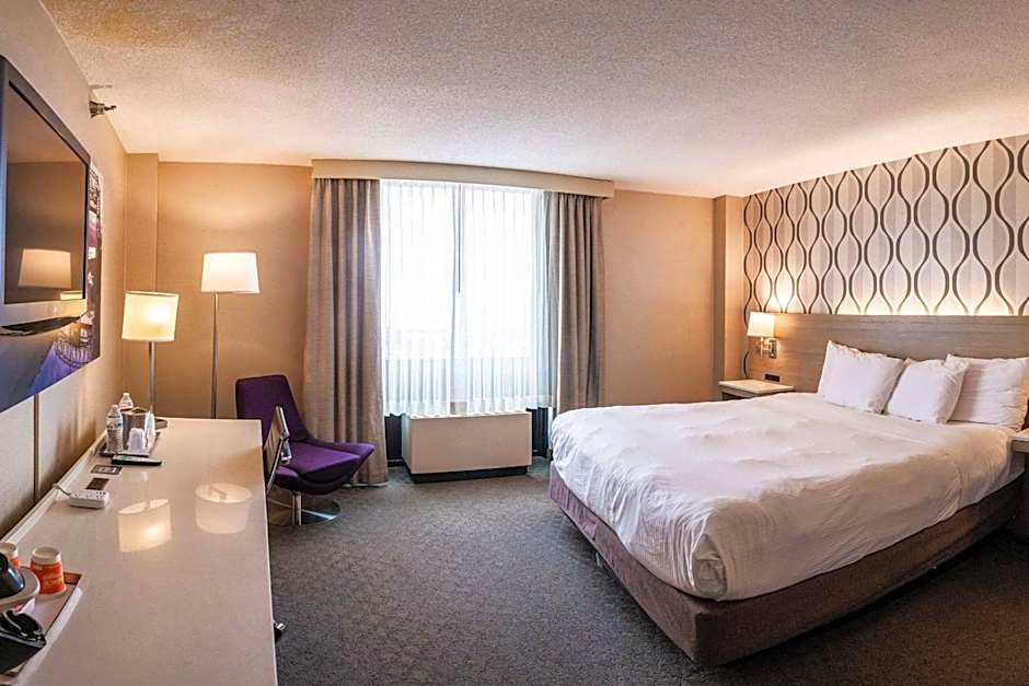 Radisson Hotel Duluth-Harborview