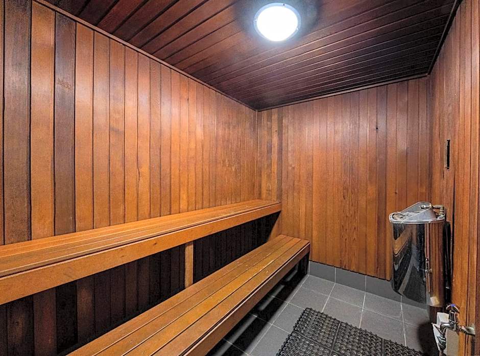 Contessa Holiday Apartments