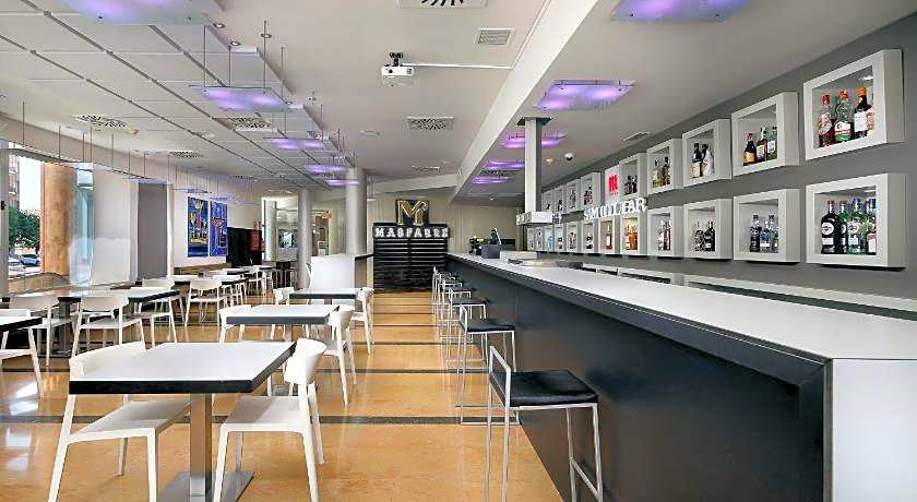 Mas Monzon Hotel