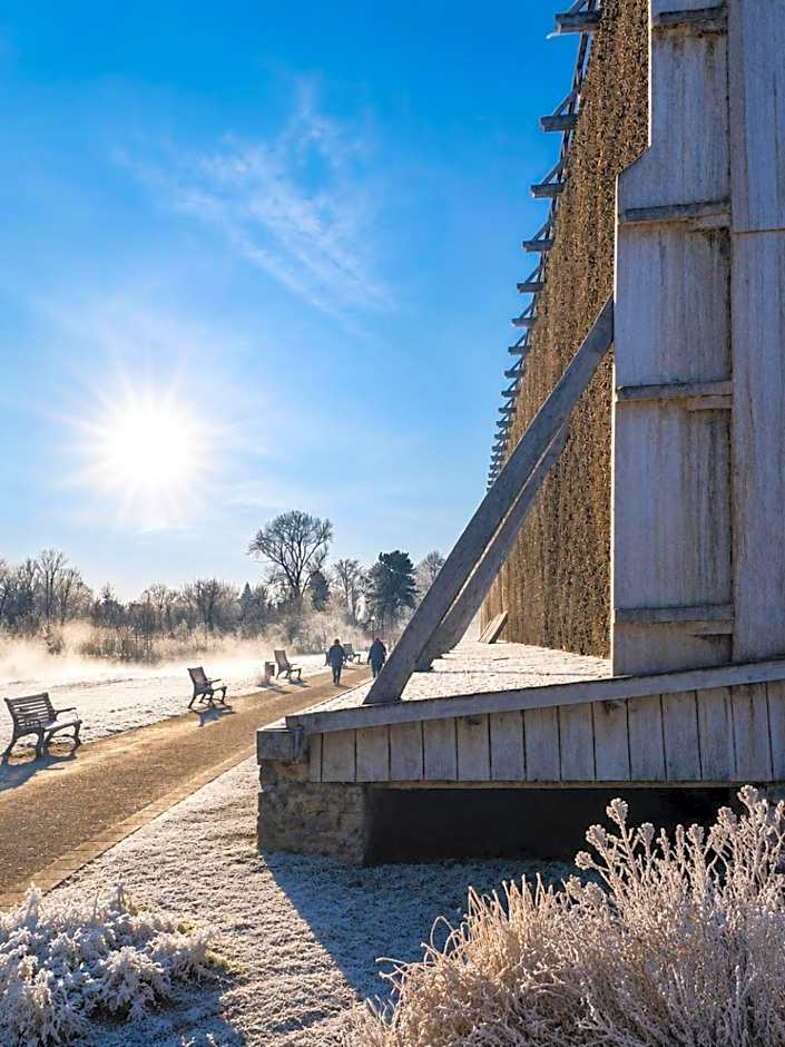 Kurhotel Grüttner mit eigenem Sole Thermal Schwimmbad 32 Grad und Saunalandschaft