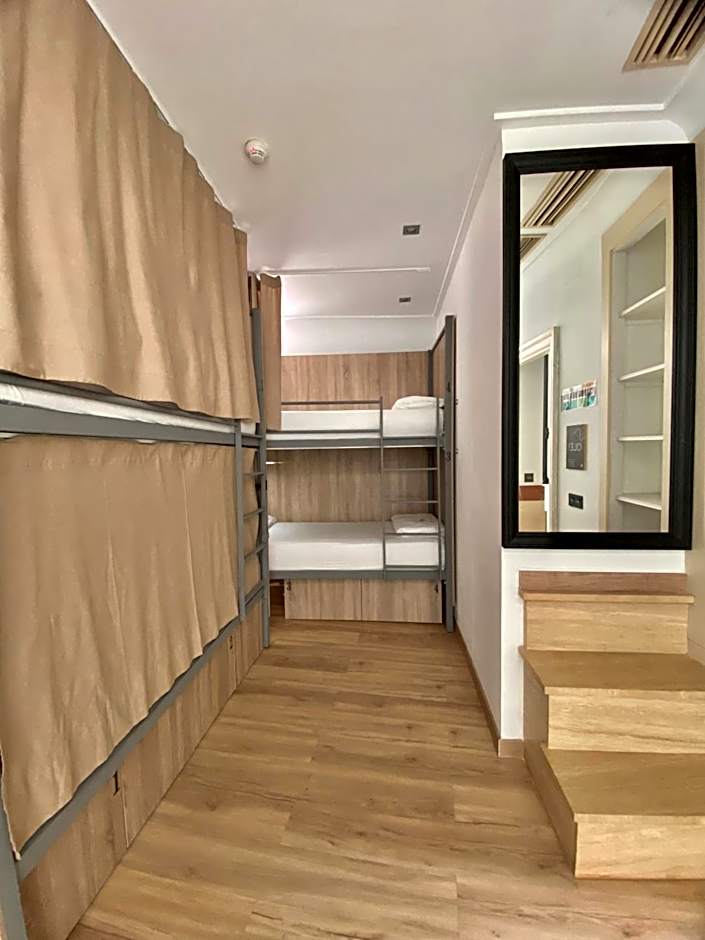 La Banda Rooftop Hostel