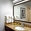 DoubleTree By Hilton Hotel Pittsburgh-Meadow Lands